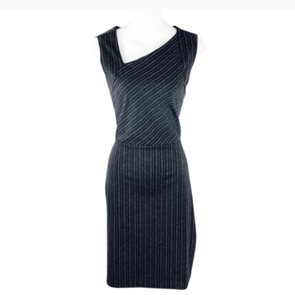 Banana Republic pin-striped sheath dress, size 6P, perfect condition